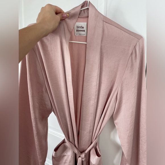 Little moon satin kimono ARITZIA - Picture 3 of 4